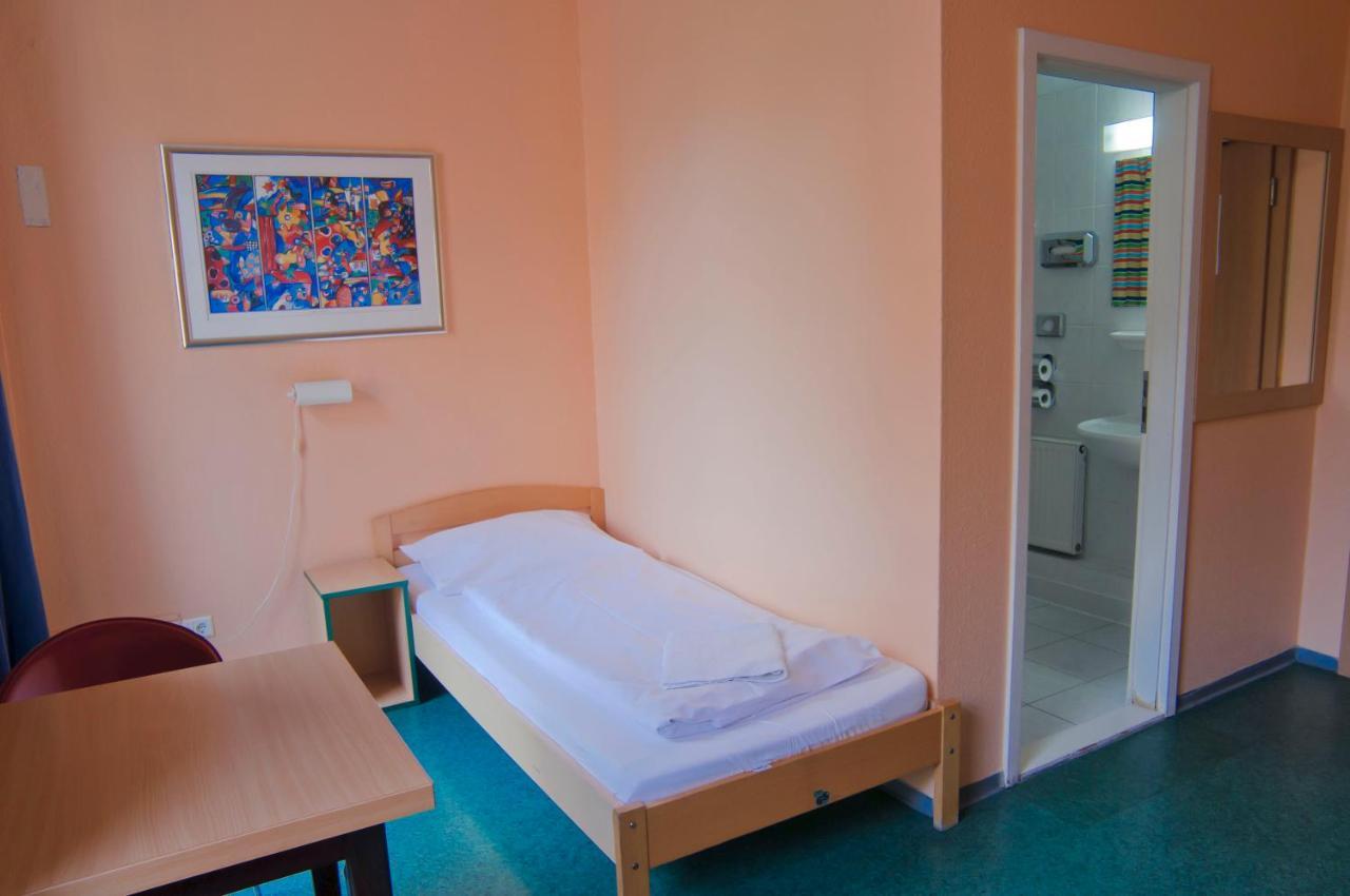 Happy Hotel Berlin Zewnętrze zdjęcie